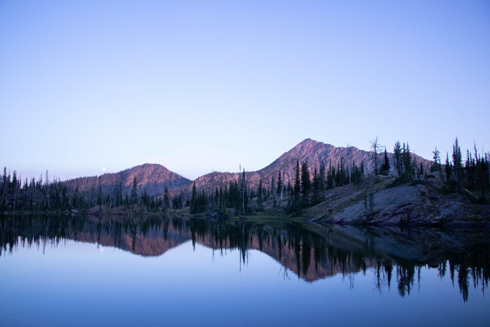 An alpine lake in the mountains near Glacier National Park